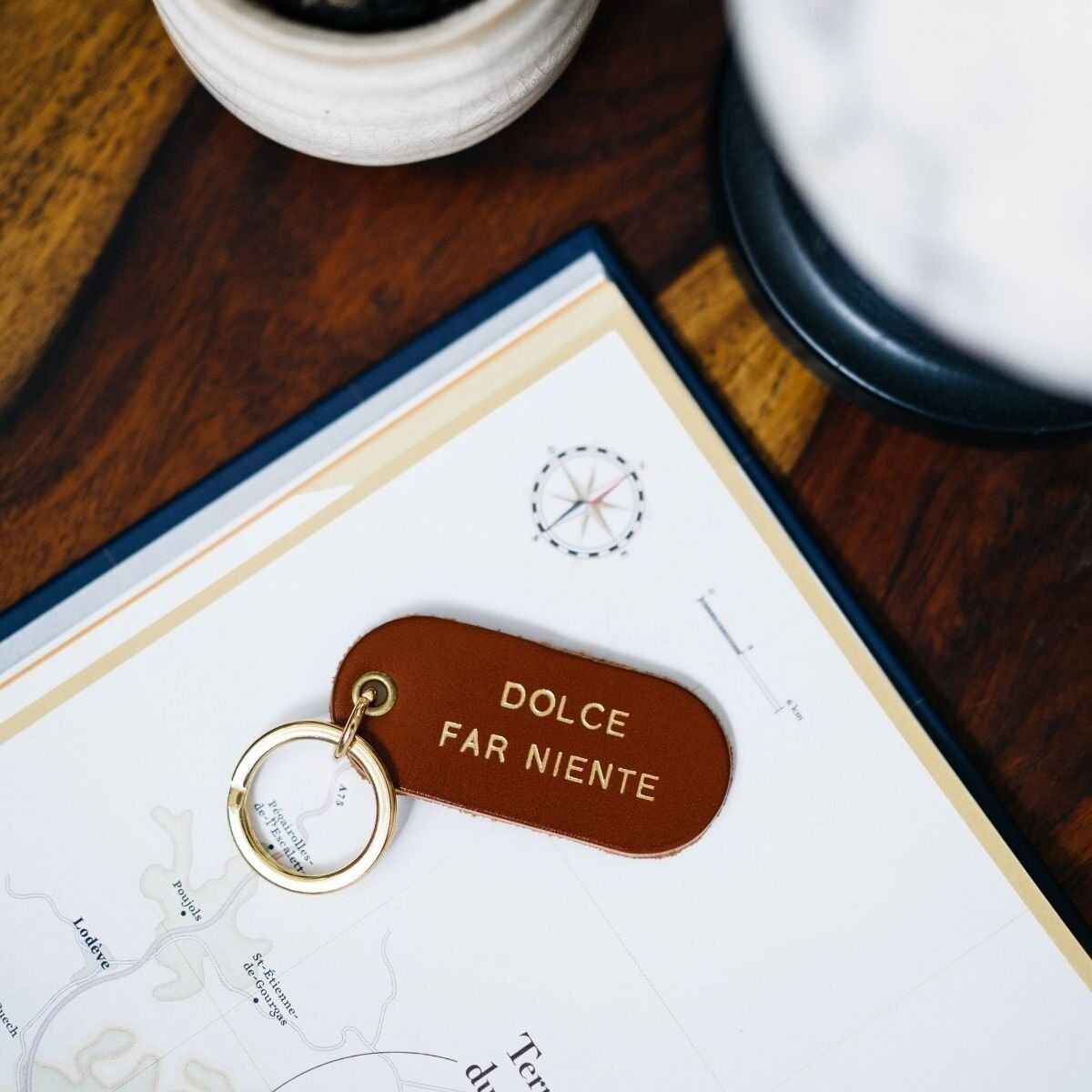 Portachiavi messaggio in pelle - oro - dolce far niente
