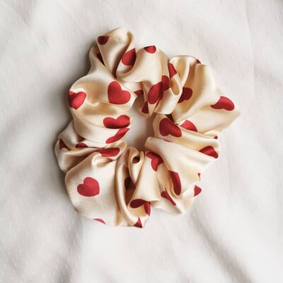 Scrunchie heart