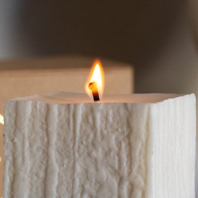 Quadratische Kerze aus rohem Beton mit Baumwolldocht und Rapswachs - Hergestellt in Frankreich - 10 x 12 cm - 48 Stunden lang haltbar - Kostenlose Lieferung - 100 % natürlich