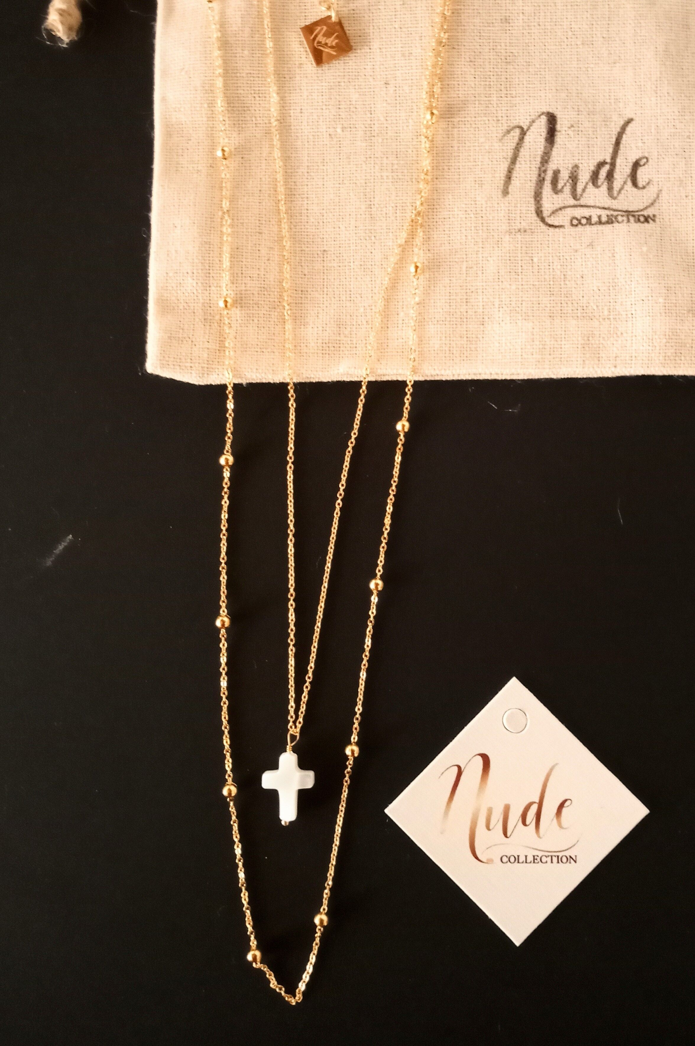 Collana doppia, regolabile con crocetta in madreperla naturale