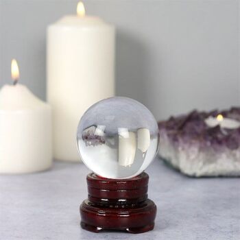 Boule de cristal de 6 cm avec support 3