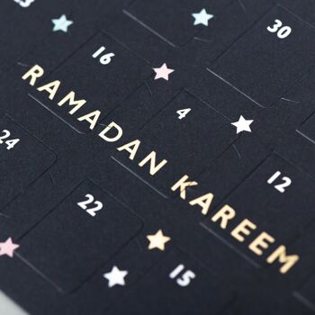 Calendrier papier Stars ‘Ramadan Kareem’ Kids Countdown to Eid Good Deeds 2