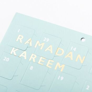 Calendrier papier du compte à rebours des enfants de la mosquée "Ramadan Kareem" pour l'Aïd 2
