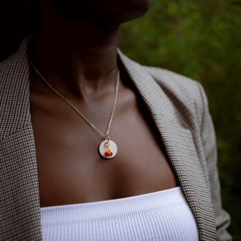 Collier orange à parfumer 1