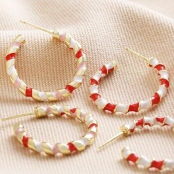 Boucles d'oreilles créoles en émail torsadé rouge, blanc et rose en or 5