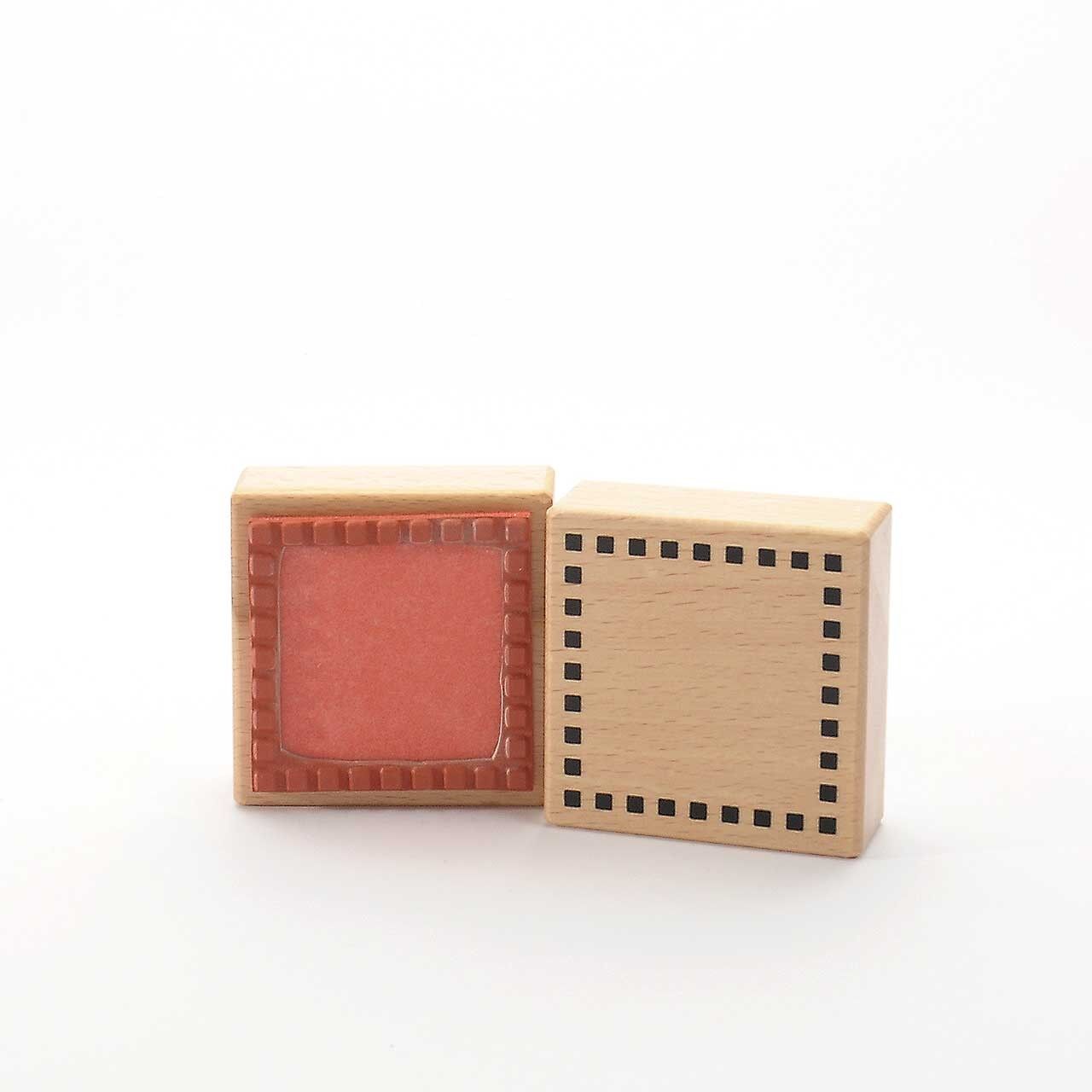 Titolo del francobollo con motivo: Cornice a quadratini