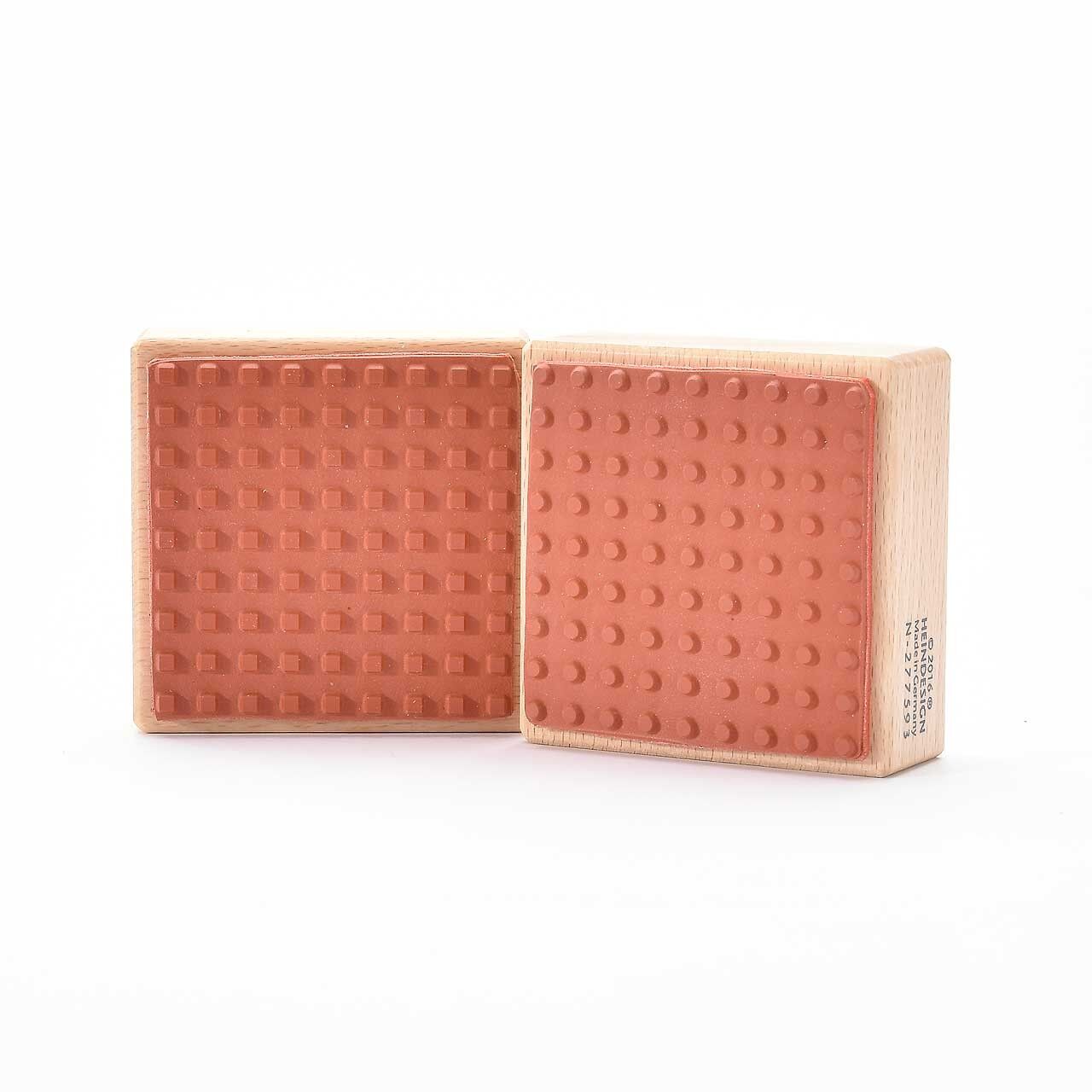 Timbro motivo Titolo: Punti tondi e quadrati