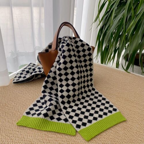 Checkered Knitted Comfy Scarf