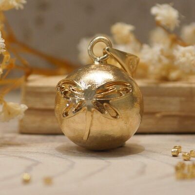 Yellow gold plated frosted dragonfly maternity bola