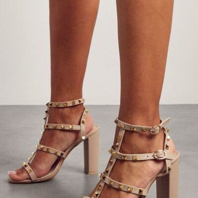 NUDE PU BLOCK HEEL WITH STUDDED STRAPS