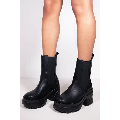 BLACK PU CHUNKY ANKLE BOOT WITH BLOCK HEEL