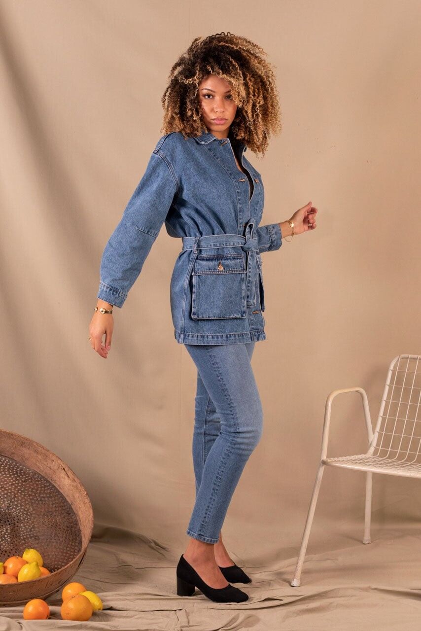 Giacca da donna in denim blu sporco in cotone organico - Charlie