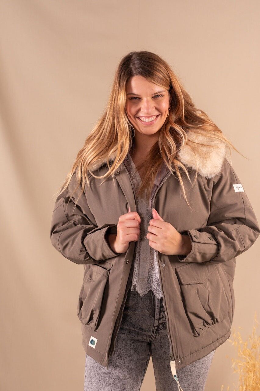 Buy wholesale Khaki women's parka in recycled polyester - Charlotte