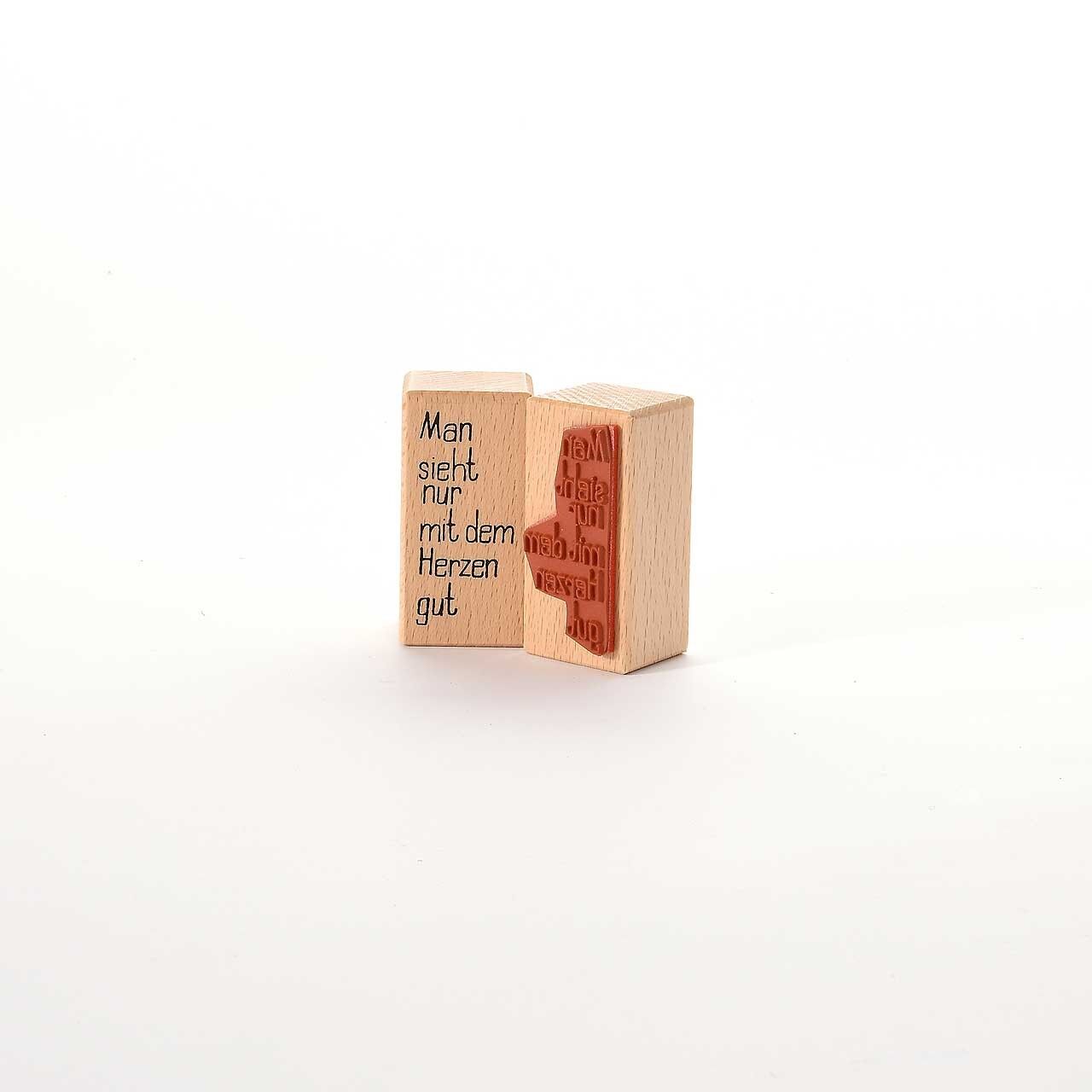 Titolo del francobollo motivo: Si vede bene solo con il cuore