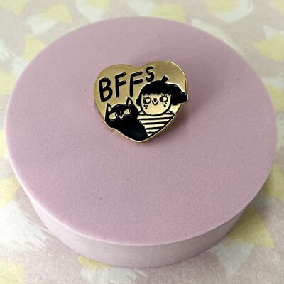 BFFs Gold Enamel Pin

| greeting card