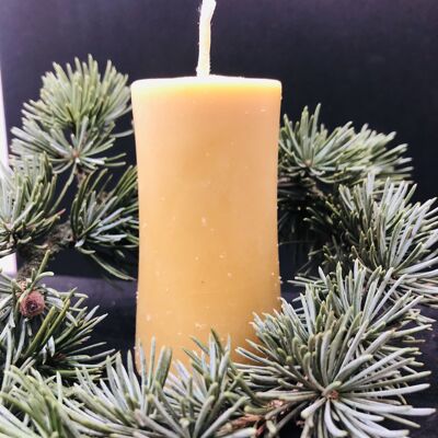 Handmade organic beeswax candle - la Tour