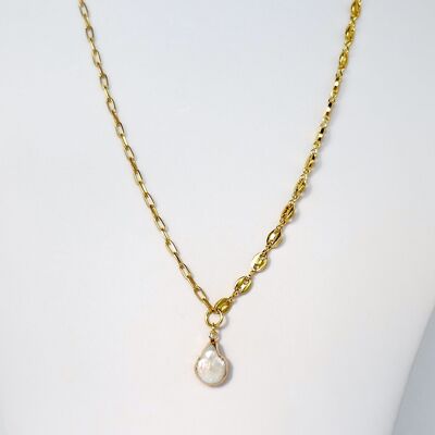 Stainless steel necklace with pearl pendant