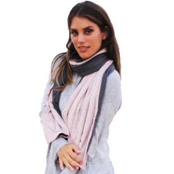 Grand Foulard Réversible Rose Gris 3