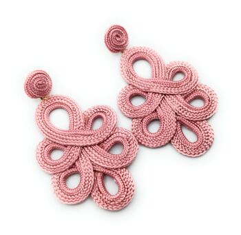 Boucles d'oreilles flamenco longues et légères · Rose clair 5
