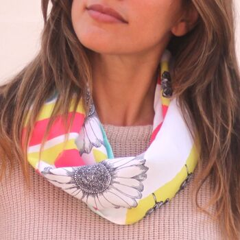 Foulard Circulaire Fleurs Multicolore Blanc Noir 2