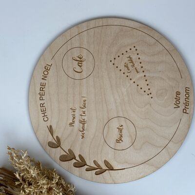 Platte aus Holz mit Weihnachtsmann-Gravur