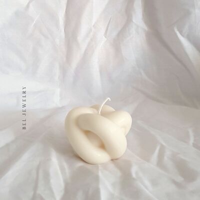 Knot candle