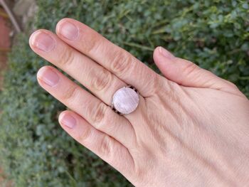 Bague en Quartz Rose pierre naturelle forme ronde 2