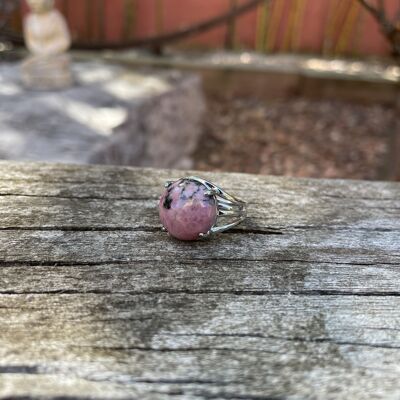Adjustable ring Stone round shape in natural Rhodonite