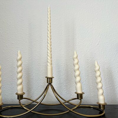 Ensemble de bougies pilier en spirale
