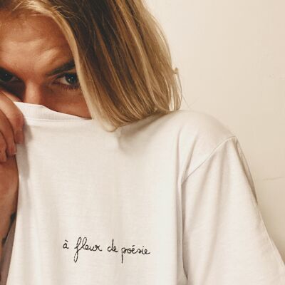 Hand-embroidered "poetry flower" T-shirt