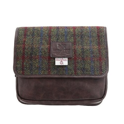 Breanais Harris Tweed PU Hanging Washbag