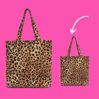 THE CHEETĀH Mini shopper bag for fashionable kids to start twinning with leopard print
