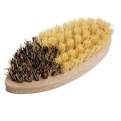 Vegetable brush in beech wood and natural fibers