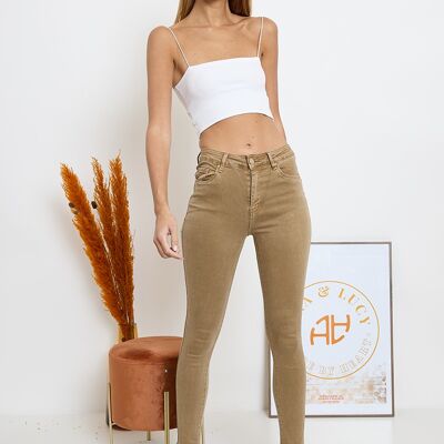 "Lucie" Slim Push-up Pants - BEIGE