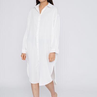Mid-length shirt with side slits
