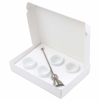 Coffret "Clack Gift Box" avec ouvre-oeuf "Clack" avec oeuf en céramique blanche, 4 coquetiers en porcelaine blanche 2
