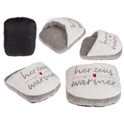 Cuddly foot warmers, heart warmers,