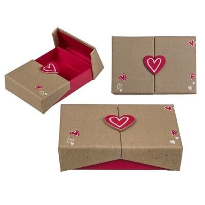 Natural colored surprise box, heart,