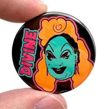 Insigne d'épingle de bouton de zombie divin John Waters