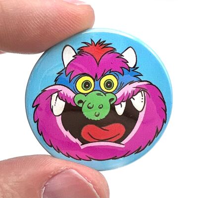 Insignia de pin de botón inspirada en la década de 1980 de My Pet Monster