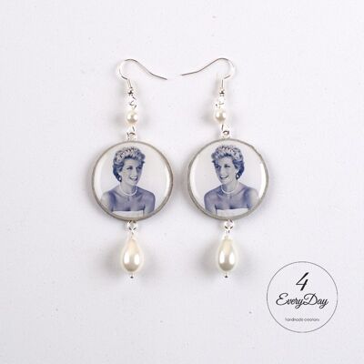 Earrings : Princess Diana