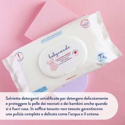 SALVIETTINE DETERGENTI MORBIDE. Salviette Umidificate multiuso BAMBINI con estratti di Fiore di Loto. Ingredienti puri e naturali di origine vegetale. Per neonato e bambino. Dermatologicamente testate, per pelli sensibili. Made in Italy.