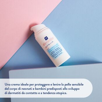 CRÈME DERMO DÉLICATE Émolliente, Protectrice
Pour les peaux sèches, très sèches et très sensibles à tendance atopique. Avec des ingrédients purs et naturels d'origine végétale. Testé dermatologiquement, il respecte la physiologie cutanée de bébé. Fabriqué en Italie. 2