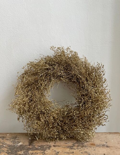 dried gypsophilia wreath 35cm gold