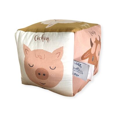 Activity Cube Farm Animals in sound fabric