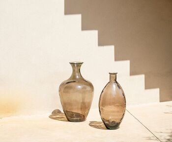Vase de sol en verre brun rustique 3