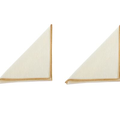 Set of 2 white linen table napkins with edging