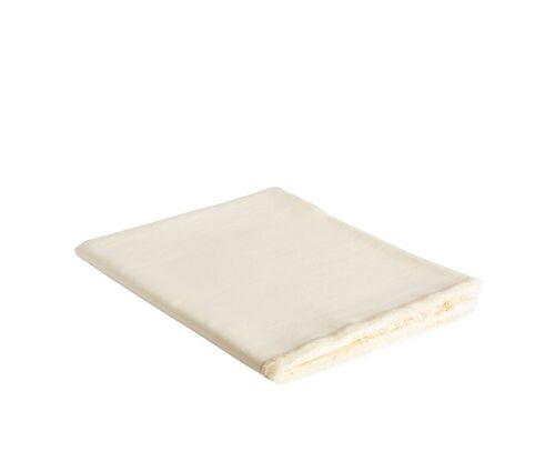 Mantel de mesa blanco de lino con flecos