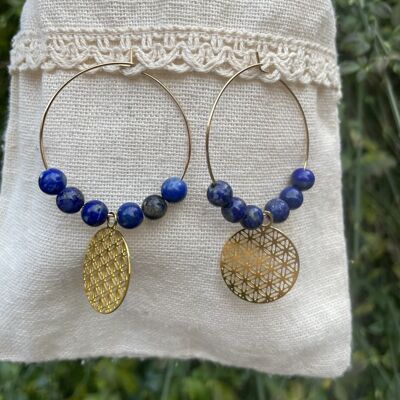 Boucles d'oreilles créoles dorées en Lapis Lazuli et fleur de vie