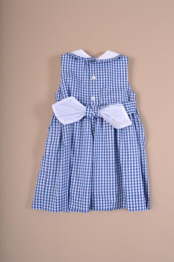 Robe cache cœur en vichy bleu denim, col et buste à volants 6